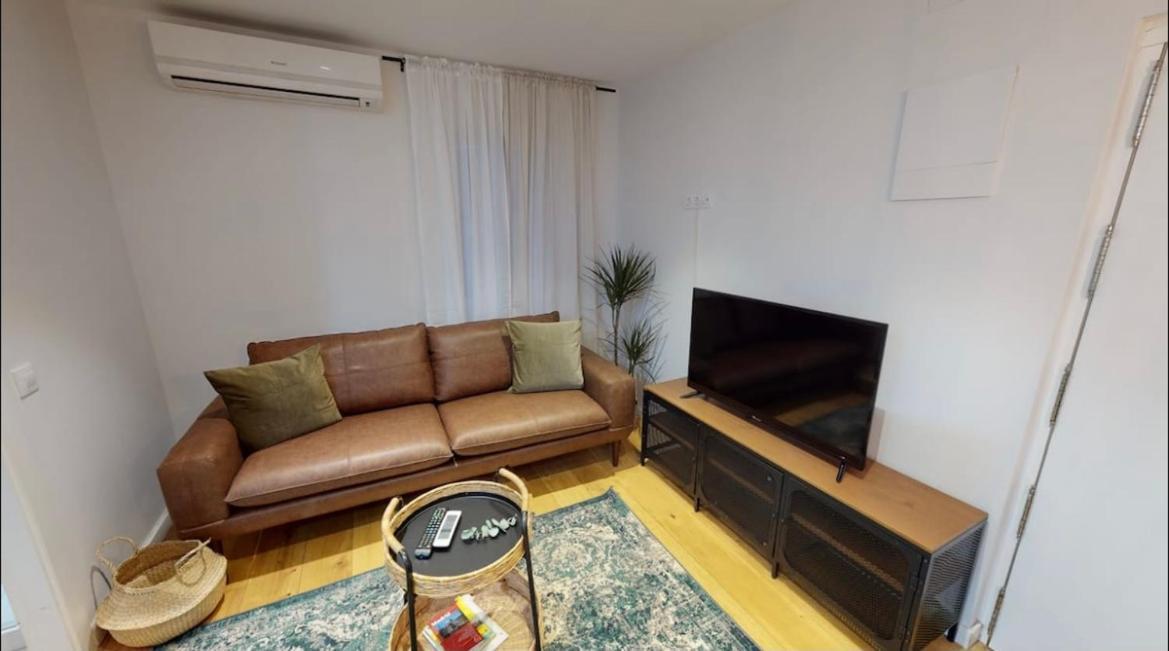 Edsam Eucalipto Madrid Apartment Bagian luar foto